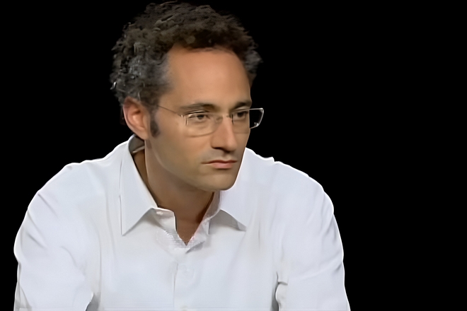 Palantir, le géant controversé du Big Data sécuritaire, recrute en France