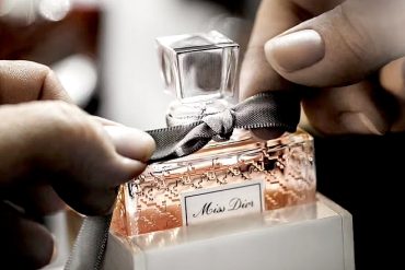 Excellence : Dior.com se doit de réinventer l’expérience client en permanence