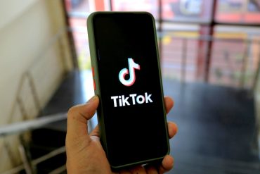 TikTok, Meta, X et YouTube : des émissions de gaz à effet de serre passés au crible par Greenly