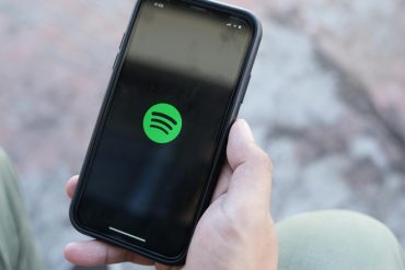 Spotify bat un record de revenus en 2024 : sa stratégie de fidélisation et de conquête