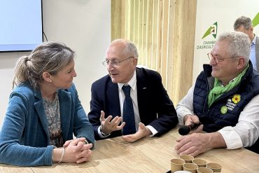 La Poste s’associe aux Chambres d’agriculture pour que les agriculteurs adoptent son site Pourdebon.com